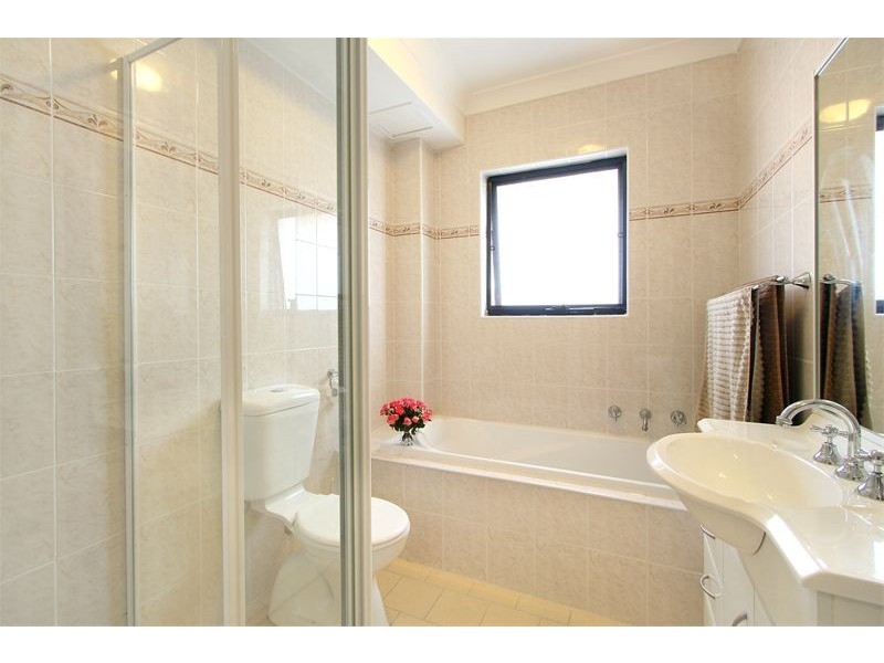 11/18  Eastbourne Road, Homebush West NSW 2140