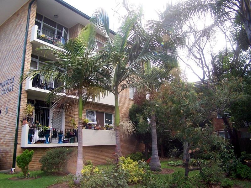 24/8  Brunswick Parade, Ashfield NSW 2131