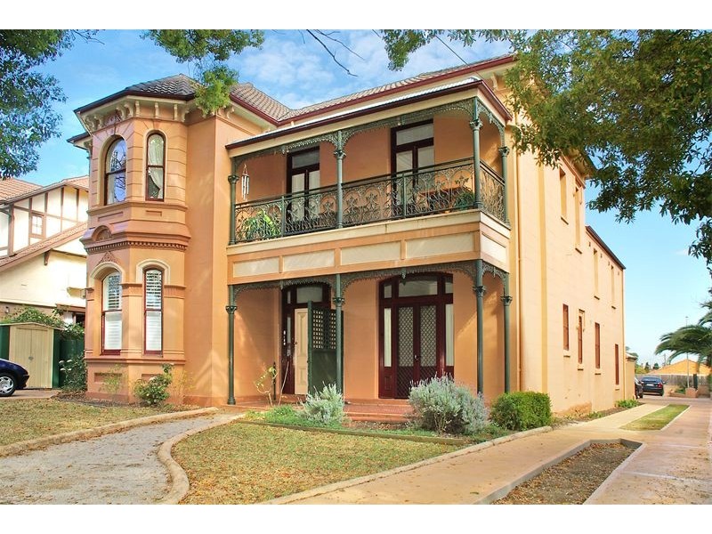 4/85  Queen Street, Ashfield NSW 2131