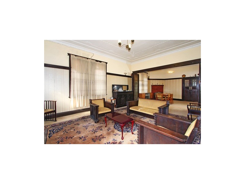 19  Elizabeth Street, Ashfield NSW 2131