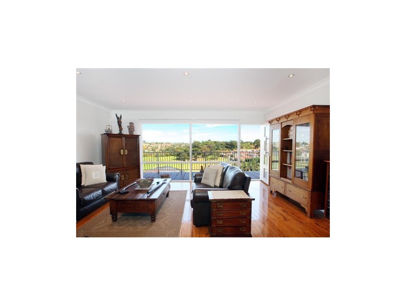 8   Pembrew Crescent, Earlwood NSW 2206