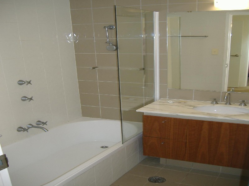 11  Blaxland Ave, Newington NSW 2127