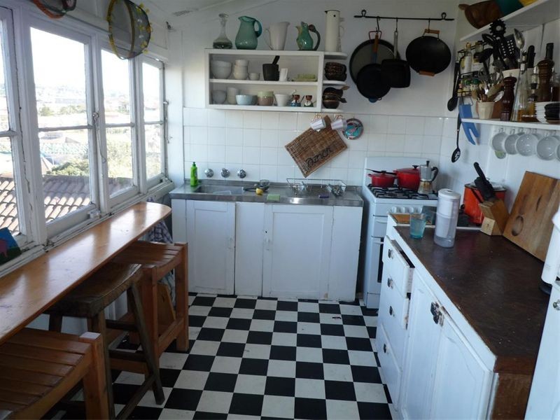 6 Wallis Parade, North Bondi NSW 2026