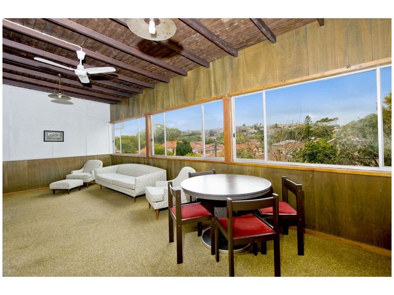 385 Old South Head Road, North Bondi NSW 2026