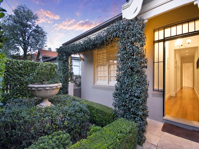 8 Centennial Avenue, Randwick NSW 2031