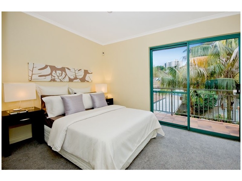 33-35  Simpson Street, Bondi NSW 2026