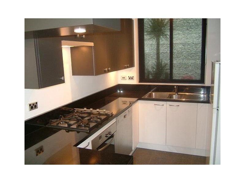 2-4  Notts Avenue, Bondi Beach NSW 2026