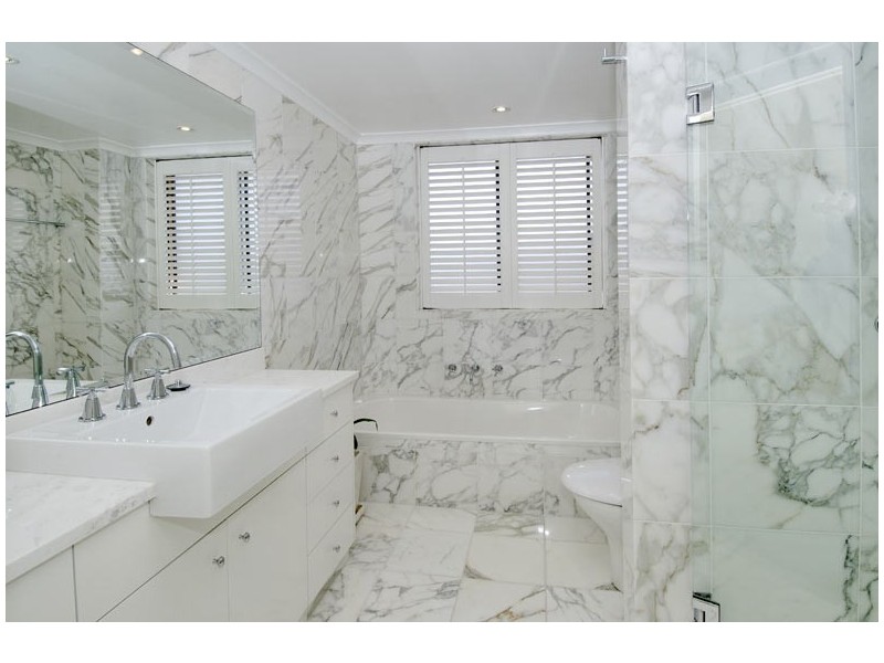 2  Francis Street, Bondi Beach NSW 2026