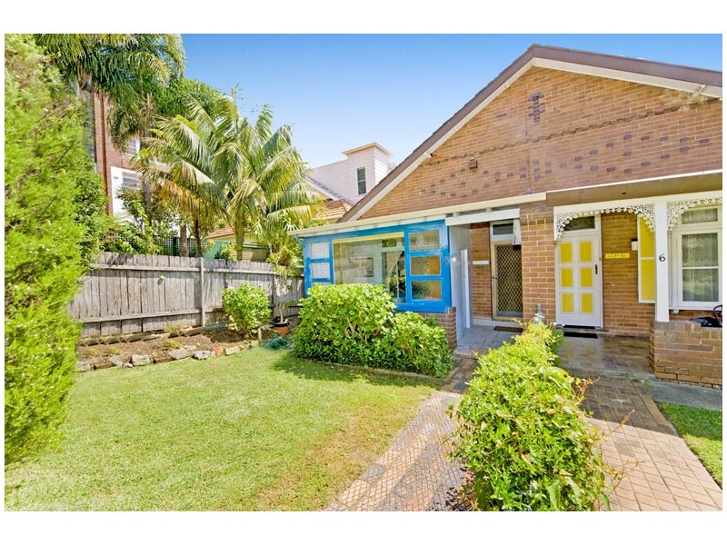 8  Rockley Street, Bondi NSW 2026