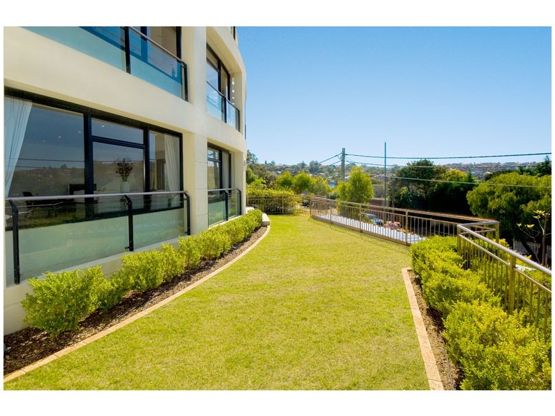 2/28-30 CARLISLE STREET, Rose Bay NSW 2029