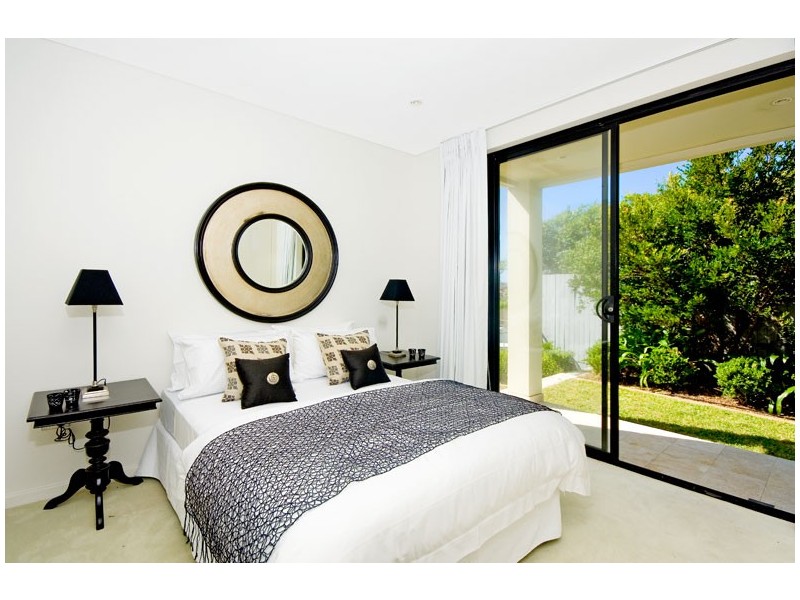 2/28-30 CARLISLE STREET, Rose Bay NSW 2029