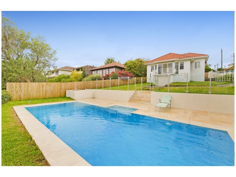 11 VILLAGE LOWER ROAD, Vaucluse NSW 2030