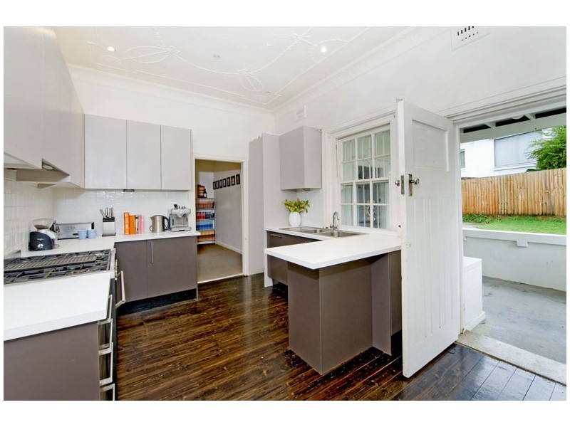 11 VILLAGE LOWER ROAD, Vaucluse NSW 2030