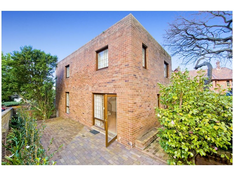 18/3 MARATHON ROAD, Darling Point NSW 2027