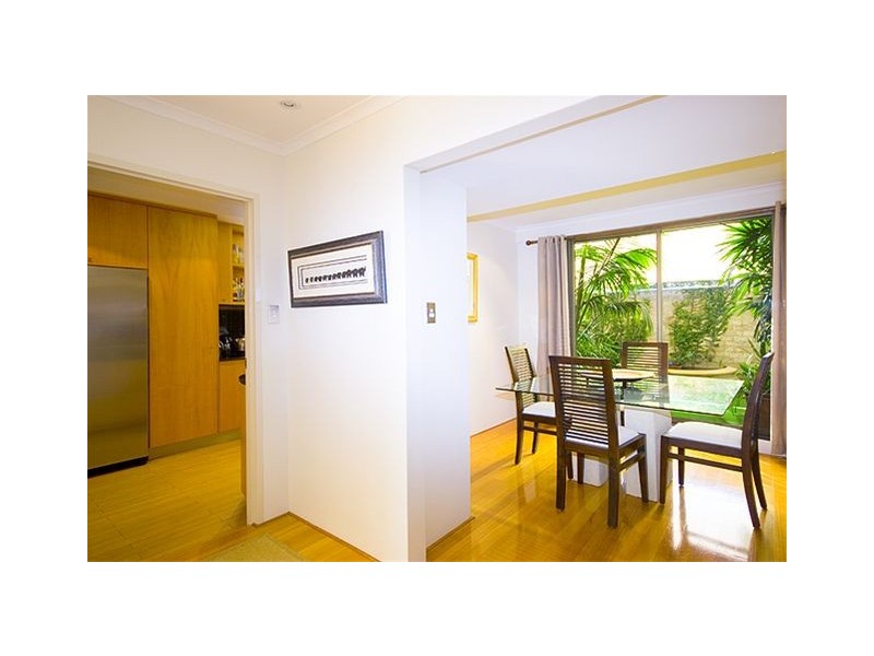 9/4 New McLean Street, Edgecliff NSW 2027