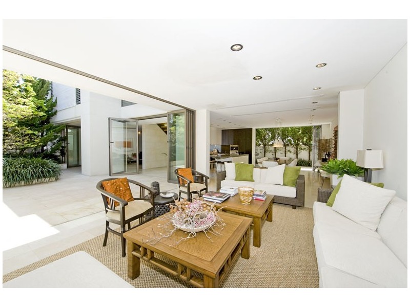 96 Holdsworth St, Woollahra NSW 2025