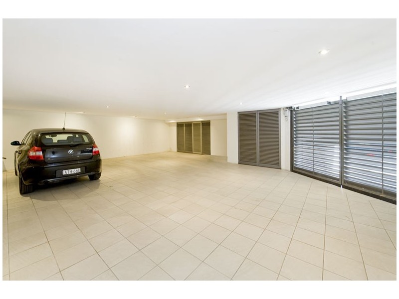 96 Holdsworth St, Woollahra NSW 2025