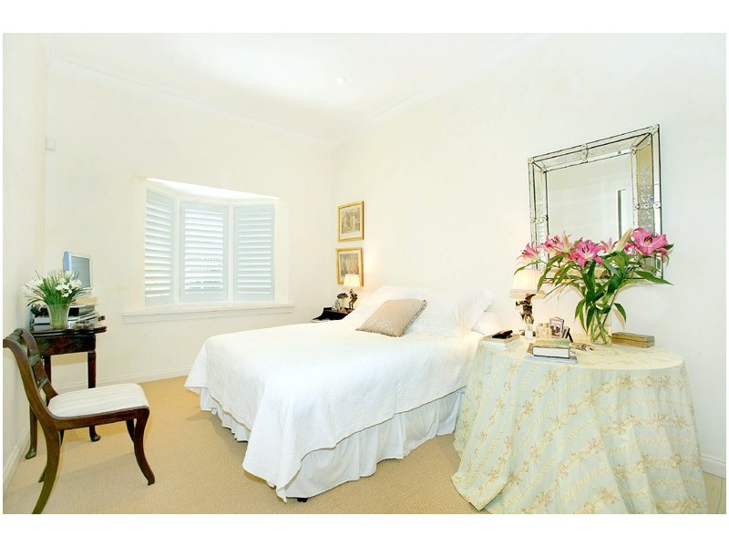 2/8 Wallaroy Crescent, Woollahra NSW 2025