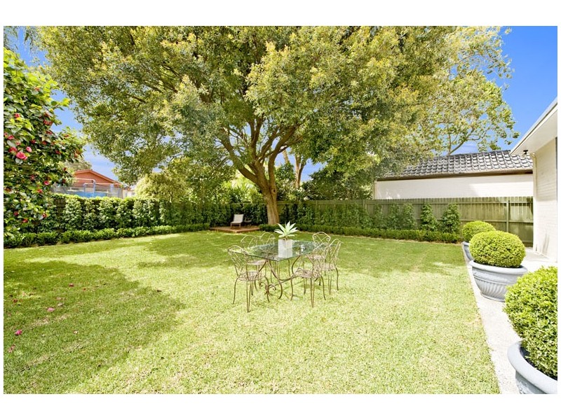 18 Albemarle Ave, Rose Bay NSW 2029