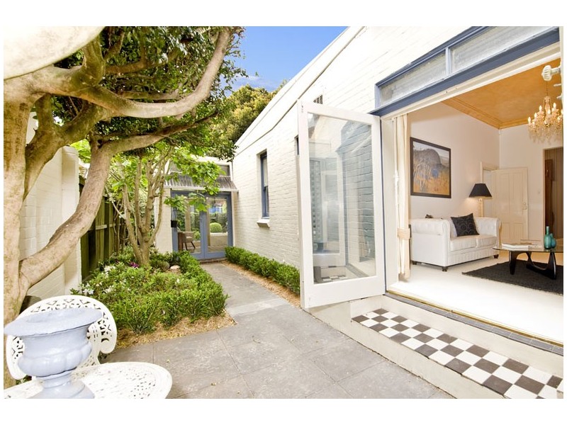 18 Albemarle Ave, Rose Bay NSW 2029