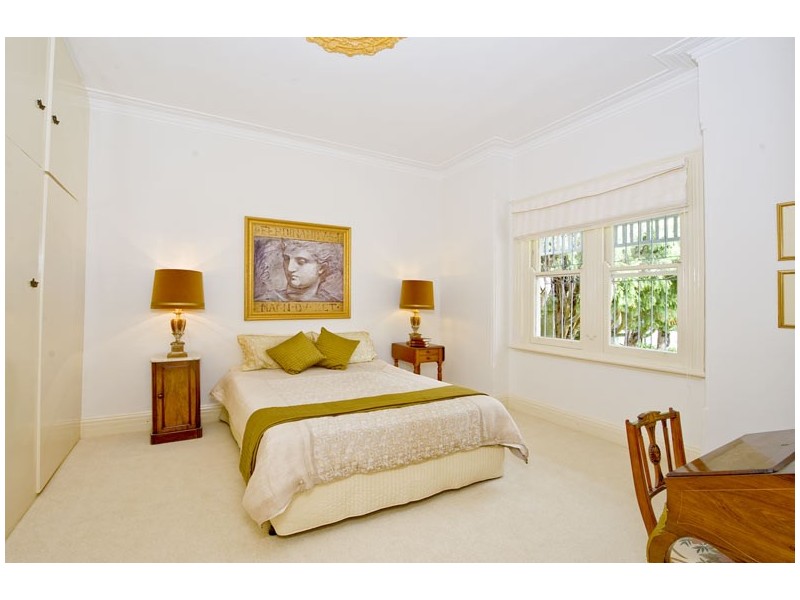 18 Albemarle Ave, Rose Bay NSW 2029