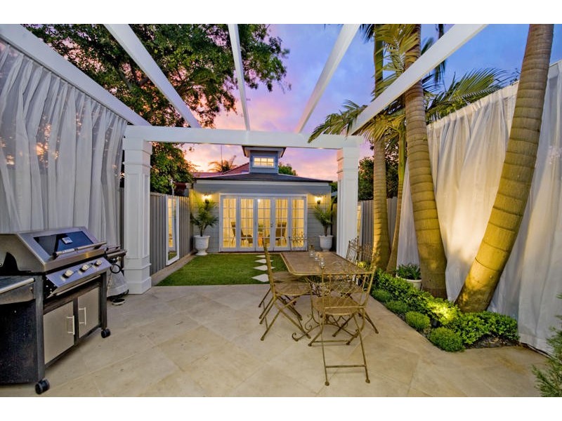 215 DENISON STREET, Queens Park NSW 2022