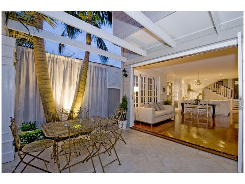 215 DENISON STREET, Queens Park NSW 2022