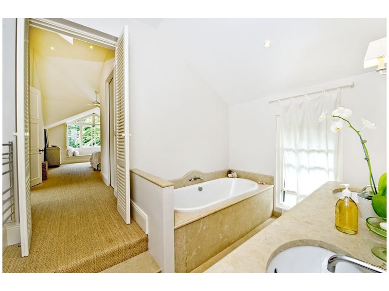 13 Attunga Street, Woollahra NSW 2025
