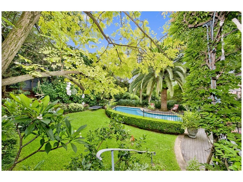13 Attunga Street, Woollahra NSW 2025