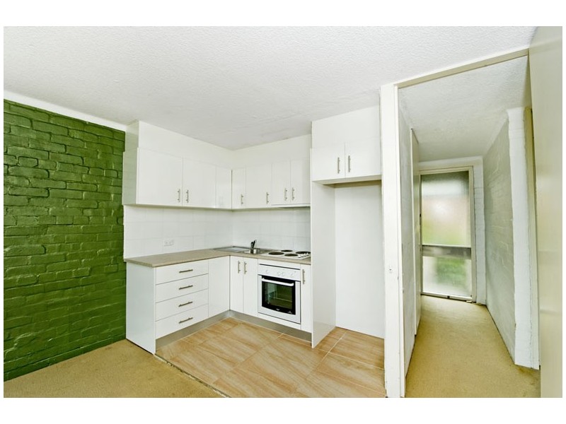 24/8 Bennets Grove Avenue (off Underwood St), Paddington NSW 2021