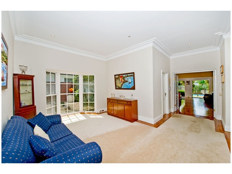 16 Albemarle Ave, Rose Bay NSW 2029