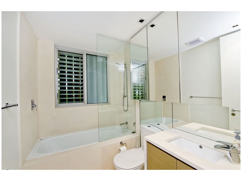 22/64 Penkivil Street, Bondi NSW 2026