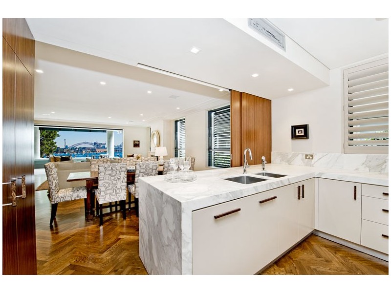 2/53 New Beach Road, Darling Point NSW 2027
