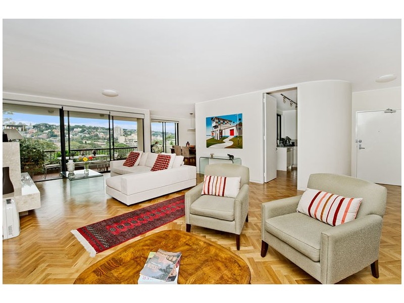 8/7 Marathon Mews (enter off Ocean Ave opp William Street, Double Bay), Darling Point NSW 2027