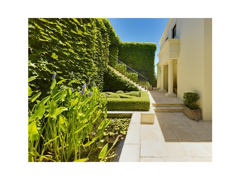 68 Drumalbyn Road, Bellevue Hill NSW 2023