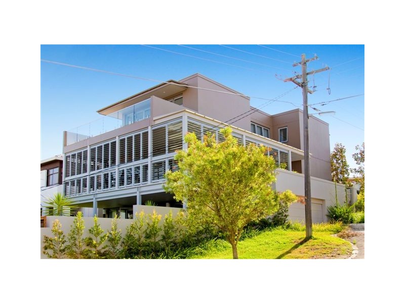 100 Dover Rd, Dover Heights NSW 2030