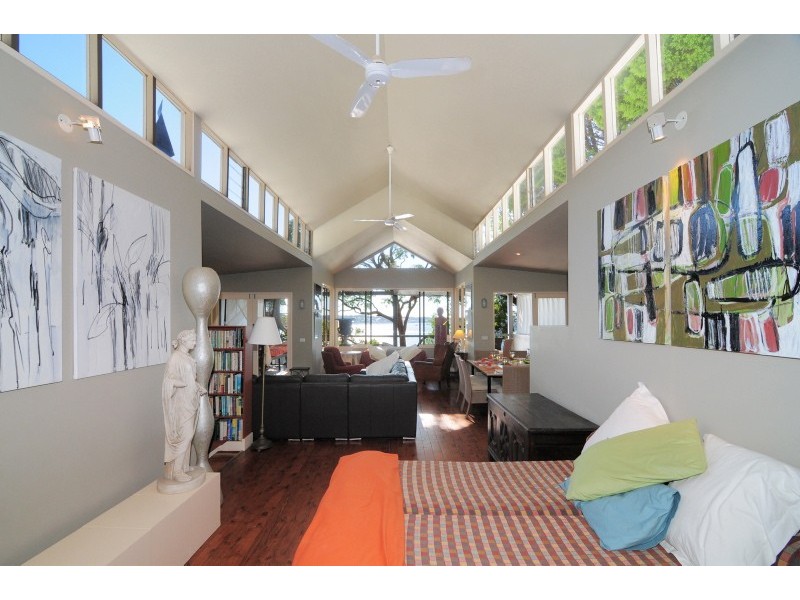 25 Crammond Ave, Bundeena NSW 2230