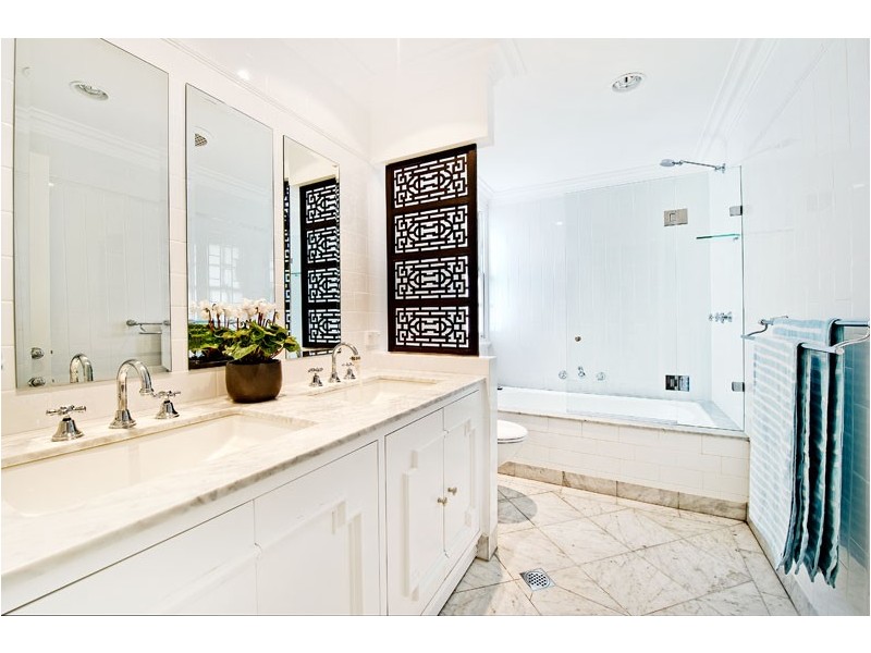 215 Denison Street, Queens Park NSW 2022