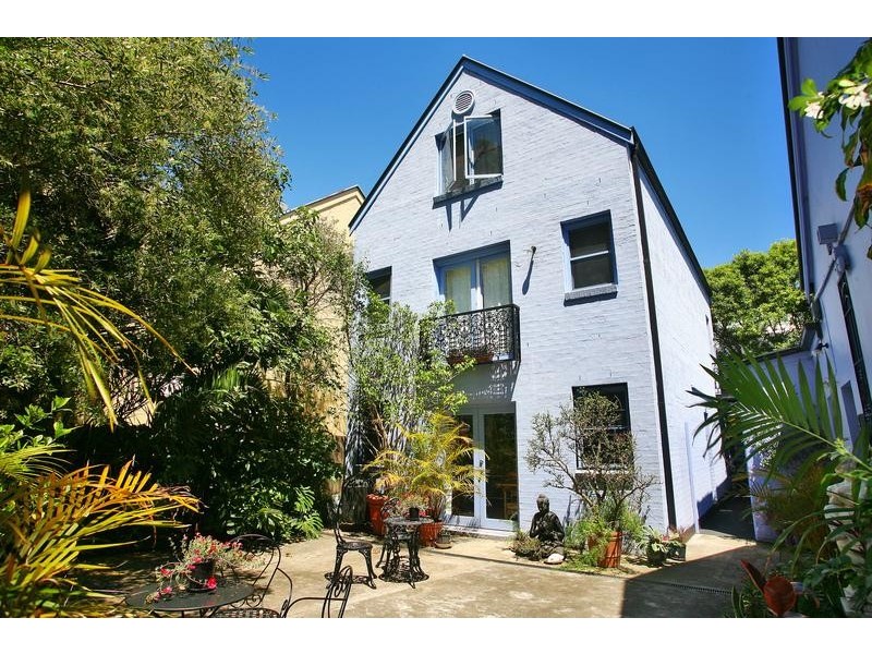 225-227 Cope Street, Waterloo NSW 2017