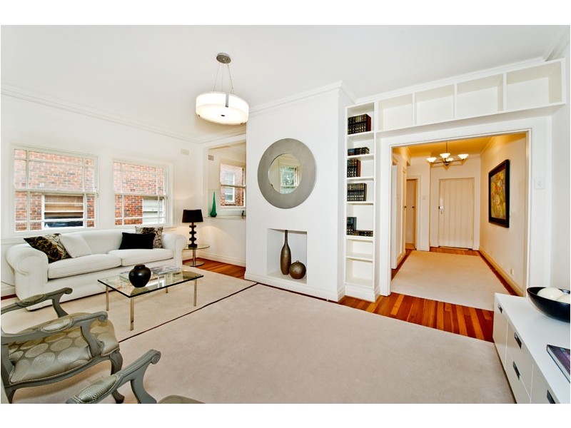 8/15 Gladswood Gardens, Double Bay NSW 2028