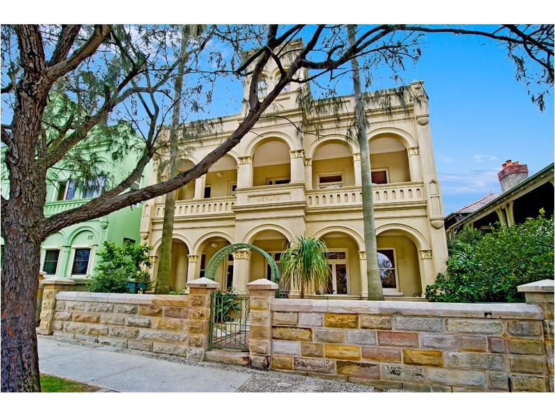 15 York Road, Queens Park NSW 2022