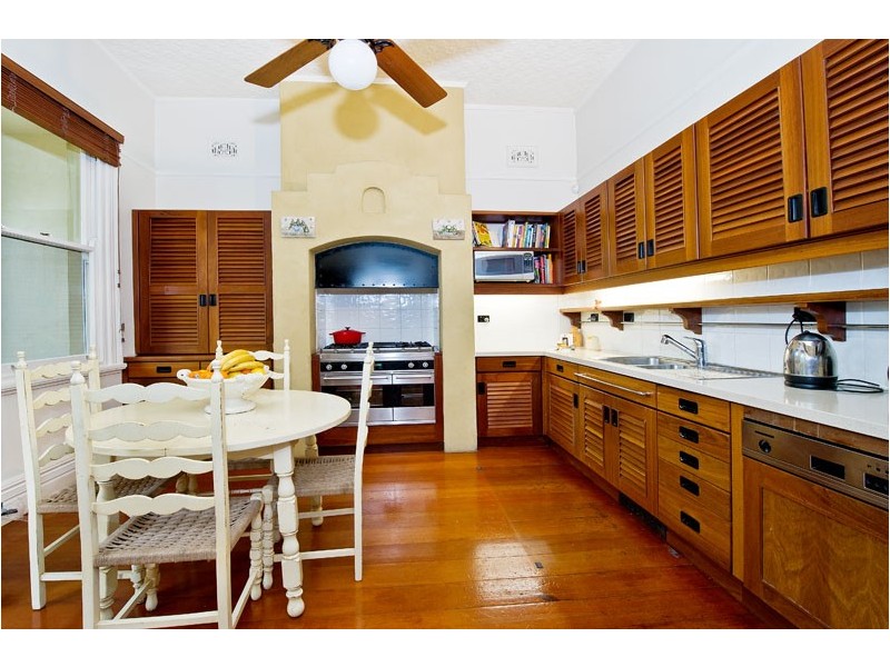 15 York Road, Queens Park NSW 2022