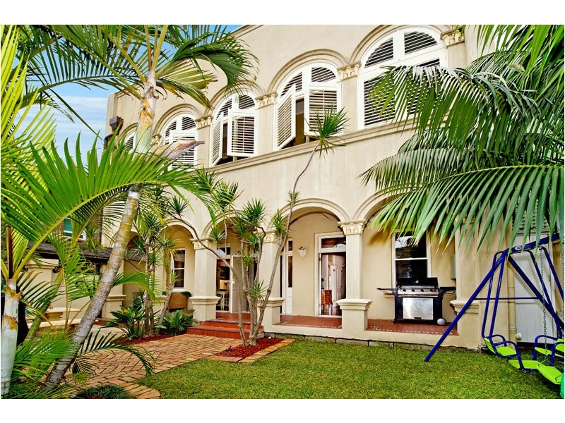 15 York Road, Queens Park NSW 2022