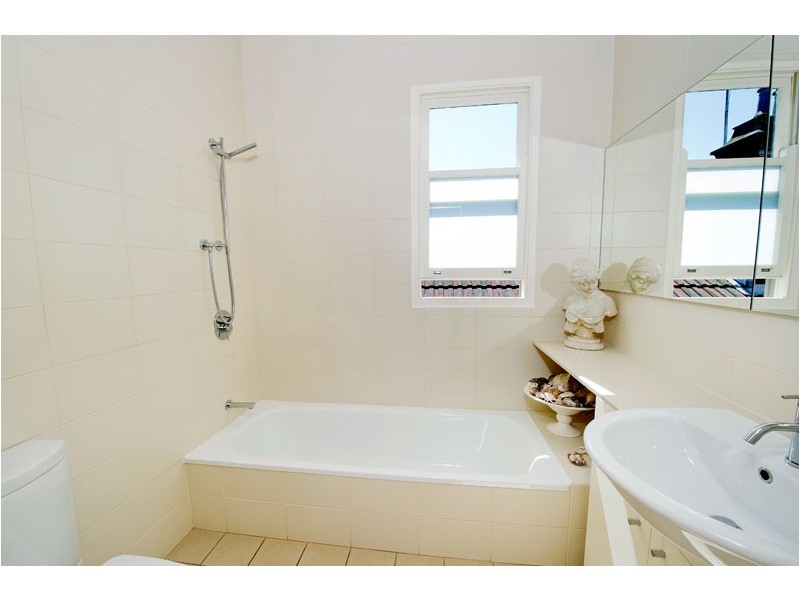 84 Rawson Avenue, Queens Park NSW 2022
