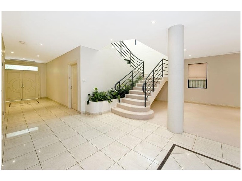 15 Chamberlain Avenue, Rose Bay NSW 2029