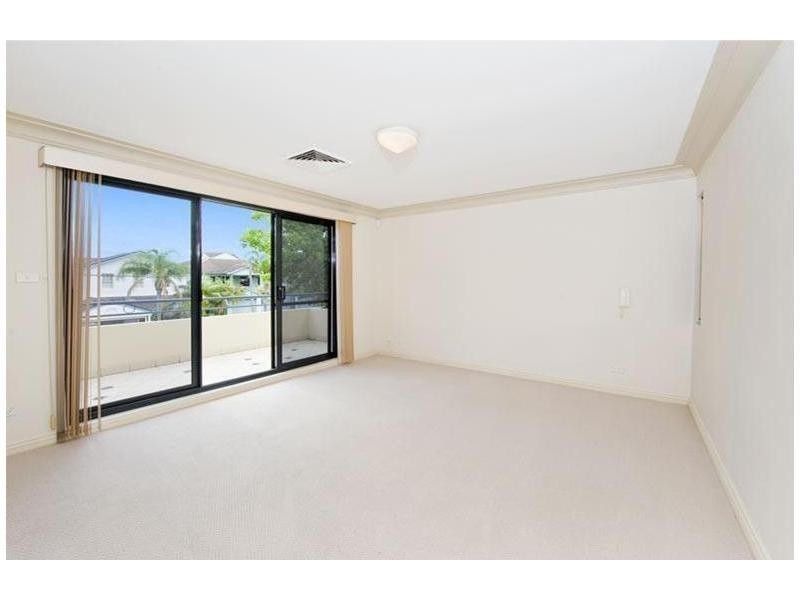 15 Chamberlain Avenue, Rose Bay NSW 2029