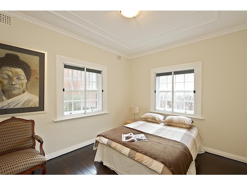 2/1 Gladswood Gardens, Double Bay NSW 2028