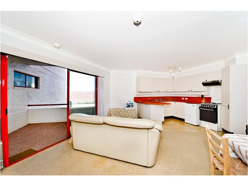 28/5 Campbell Parade, Bondi Beach NSW 2026