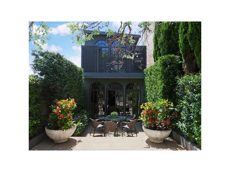 30 Edgecliff Road, Woollahra NSW 2025