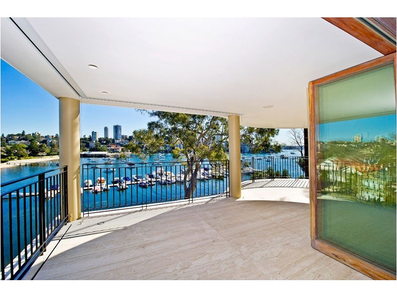2/17 Gladswood Gardens, Double Bay NSW 2028